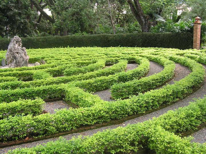 Some people find it helpful to do Lectio Divina while walking the labyrinth, said Dr Tan. The Seven Fountains in Changmai, Thailand, is one retreat centre that has a labyrinth on its grounds. Photo taken from thesevenfountains.org.