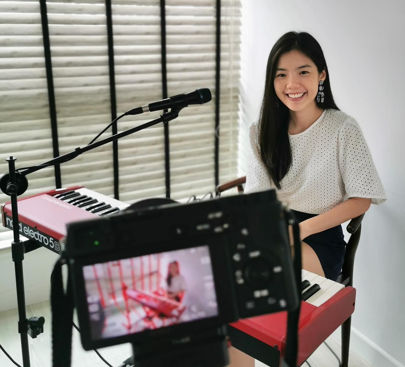 Priscilla Tan learnt to play the piano from the age of four and has been singing at events as a professional singer.