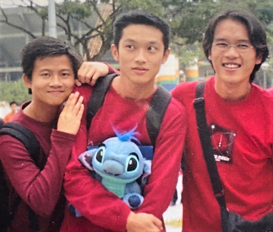 Buddies bonding through serving, (left to right) Wang Guanghan, Adrian Ong and Chong Ee Jay. Photo courtesy of Adrian Ong.