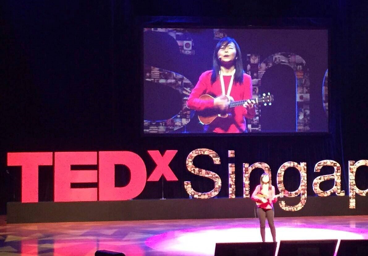 Goh performed and shared her story at the inaugural TEDxP&G Singapore 2016 which saw close to 500 P&G APAC employees attending the event. 