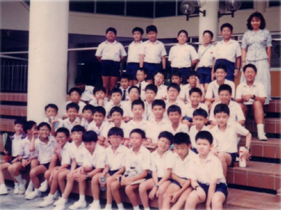 Ms Teong (top right corner), as her students call her fondly, and Morgan Zhou's Primary 6 class. Photo by Morgan Zhou.