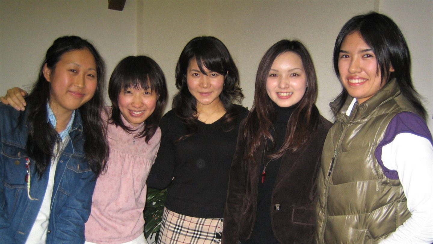 Koh (second from the left) with the girls she mentored in her time in Japan.