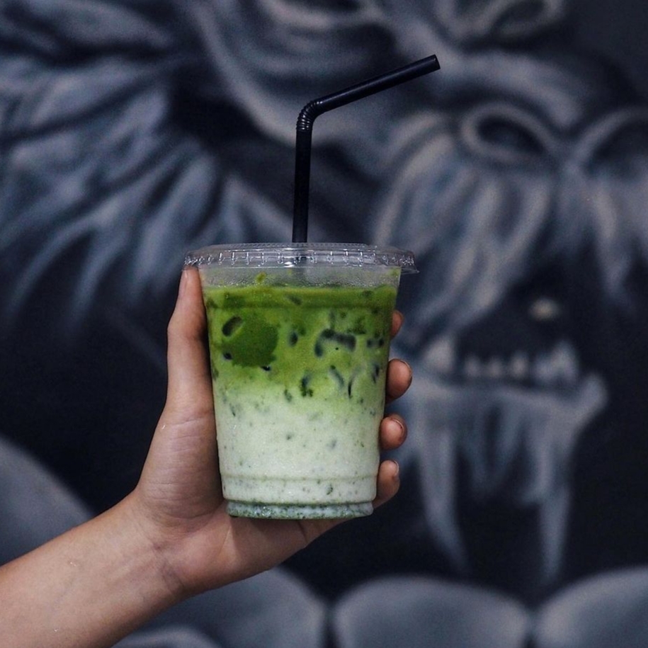 Matcha latte is one of Mad Roaster's signature blend. The designer brews start from just S$2.80.