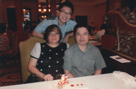 Dr Hui, Chua and their son, Andre, in 2012.