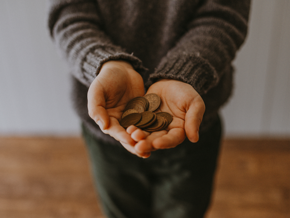 In his talk during the recent N5 Conference, Steven Cheong, lecturer of financial stewardship at Tung Ling Bible School, shared that he believes tithing is only the starting point of Christian giving. “It’s the floor, not the ceiling to our giving.” Photo by Annie Spratt on Unsplash.